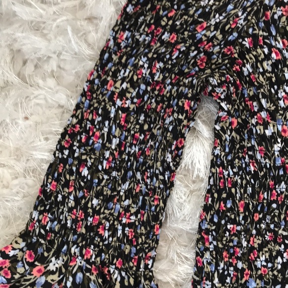 Long flare sleeve, elastic off shoulder, Medium - Picture 3 of 6